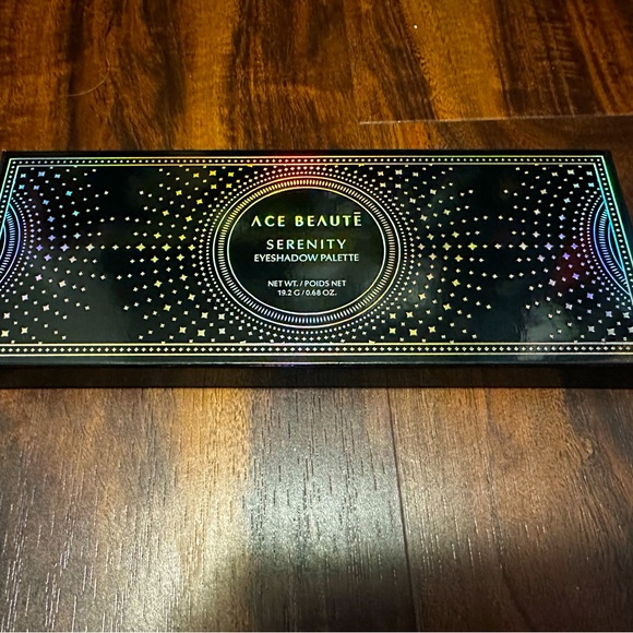 NEW Ace Beaute Serenity Eyeshadow Palette. Brand New in Box. - Picture 2 of 5